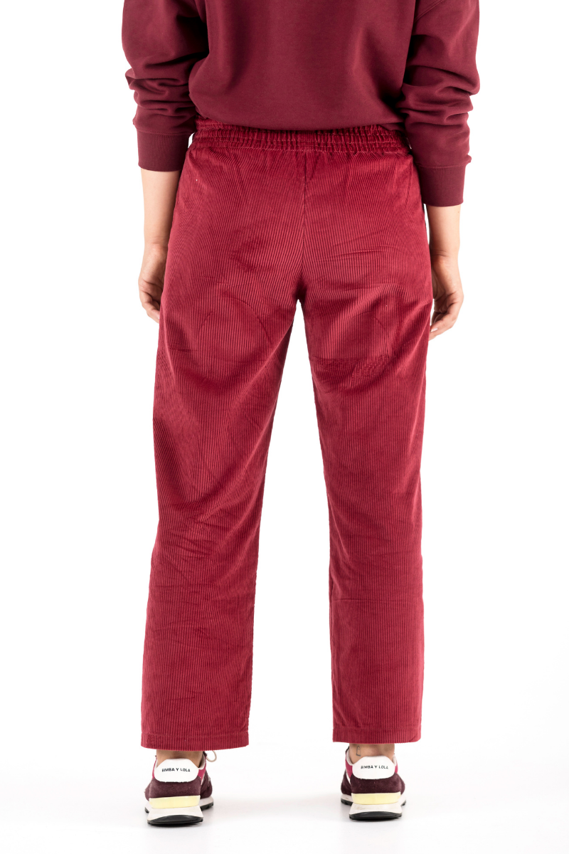 PANTALON EN VELOURS CÔTELÉ FRAMBOISE