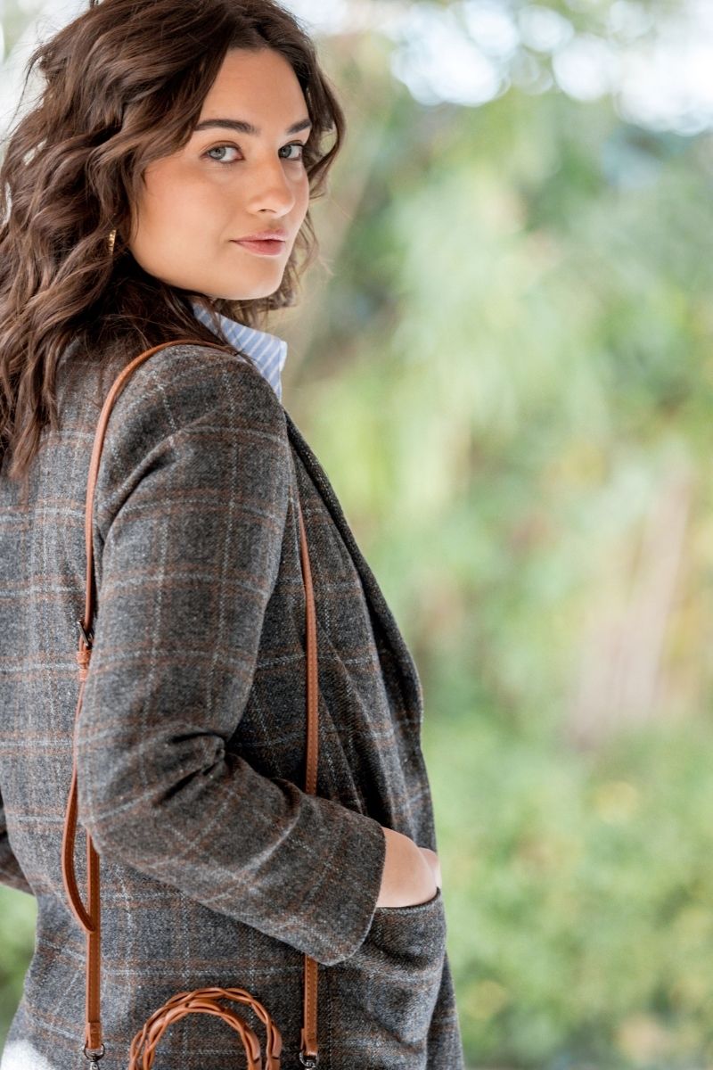 AMERICANA SASTRE GRIS CUADRO MARRON