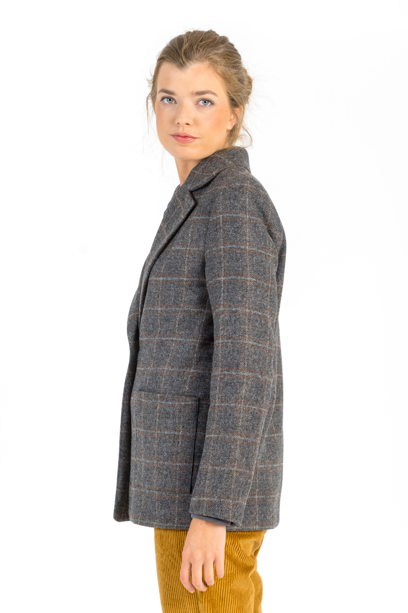 AMERICANA SASTRE GRIS CUADRO MARRON