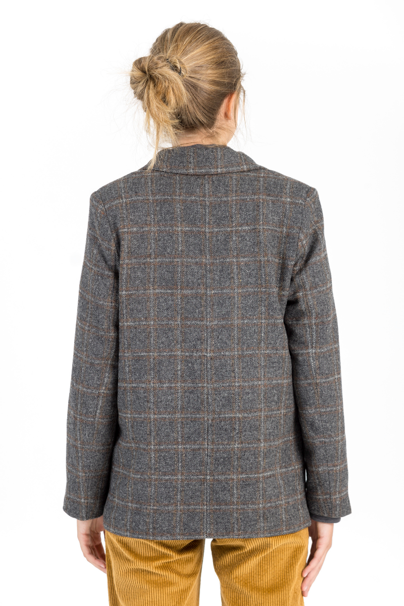 AMERICANA SASTRE GRIS CUADRO MARRON