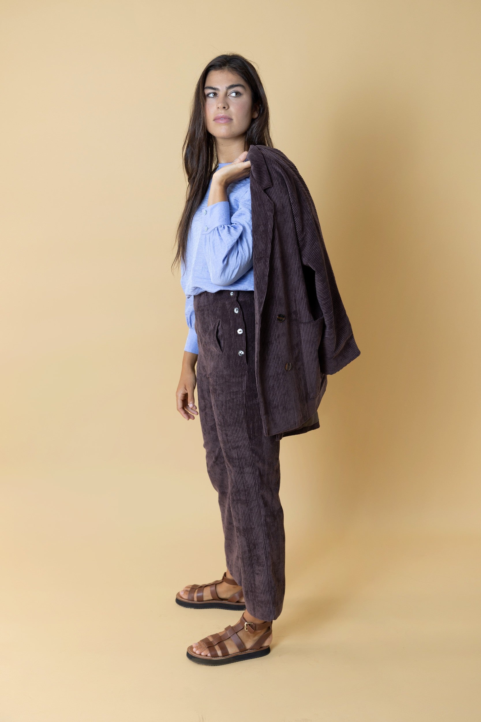 PANTALON MILAN PANA MARRÓN