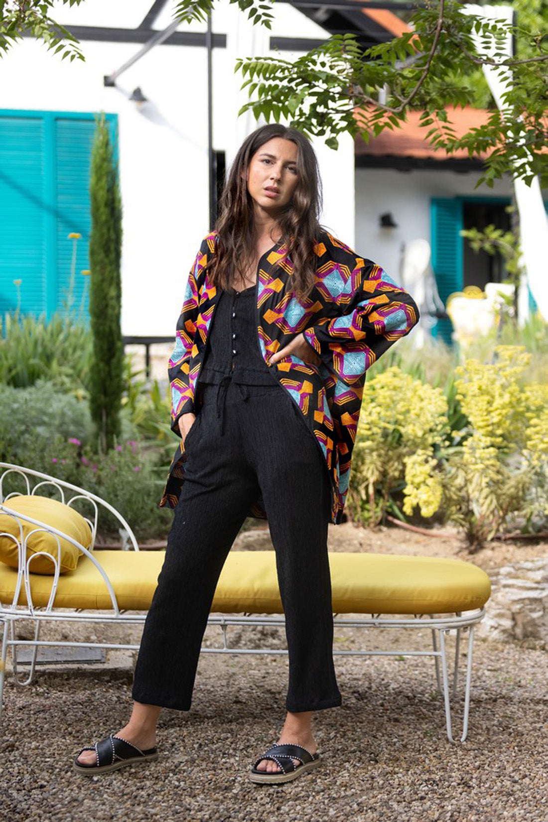 BLACK WRINKLED EFFECT PANTS