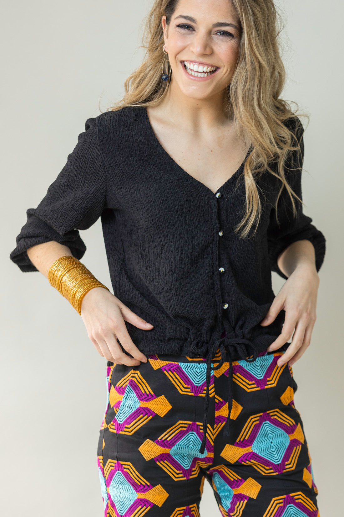 BLACK WRINKLED BALL TOP