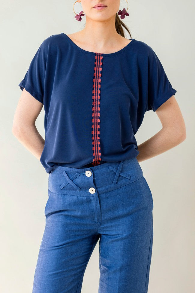 BLUE RIBBON TOP