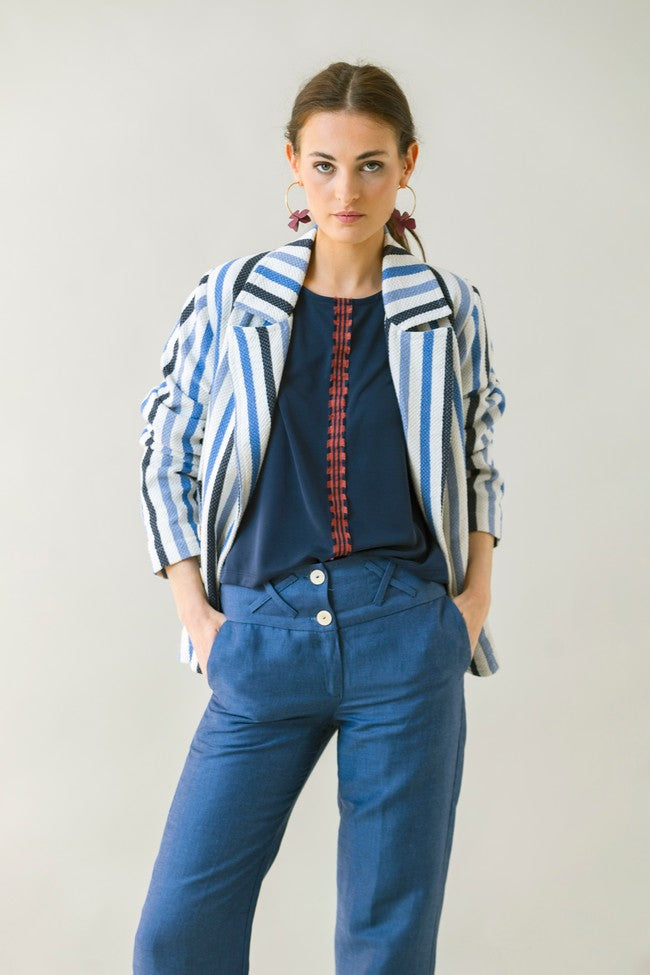 BLUE RIBBON TOP