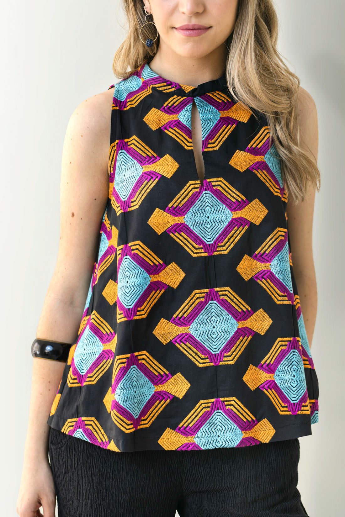 TOP HALTER BROCADO