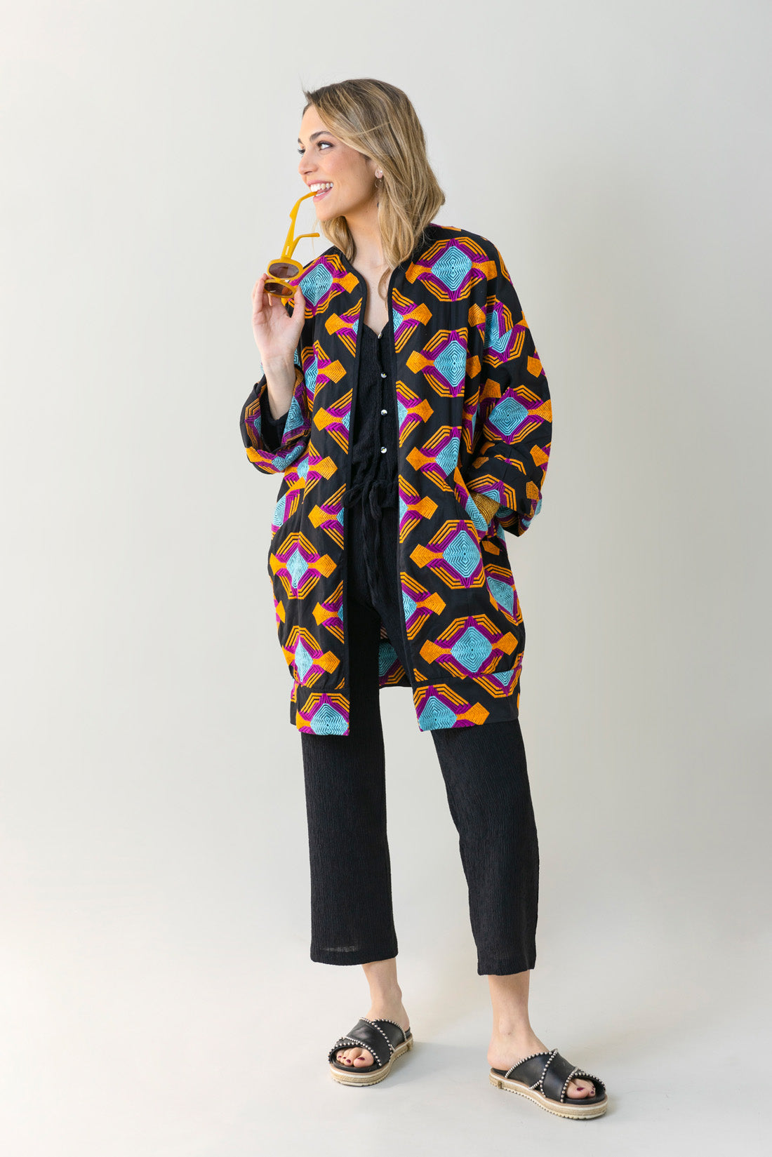 PANTALON EFECTO ARRUGADO NEGRO