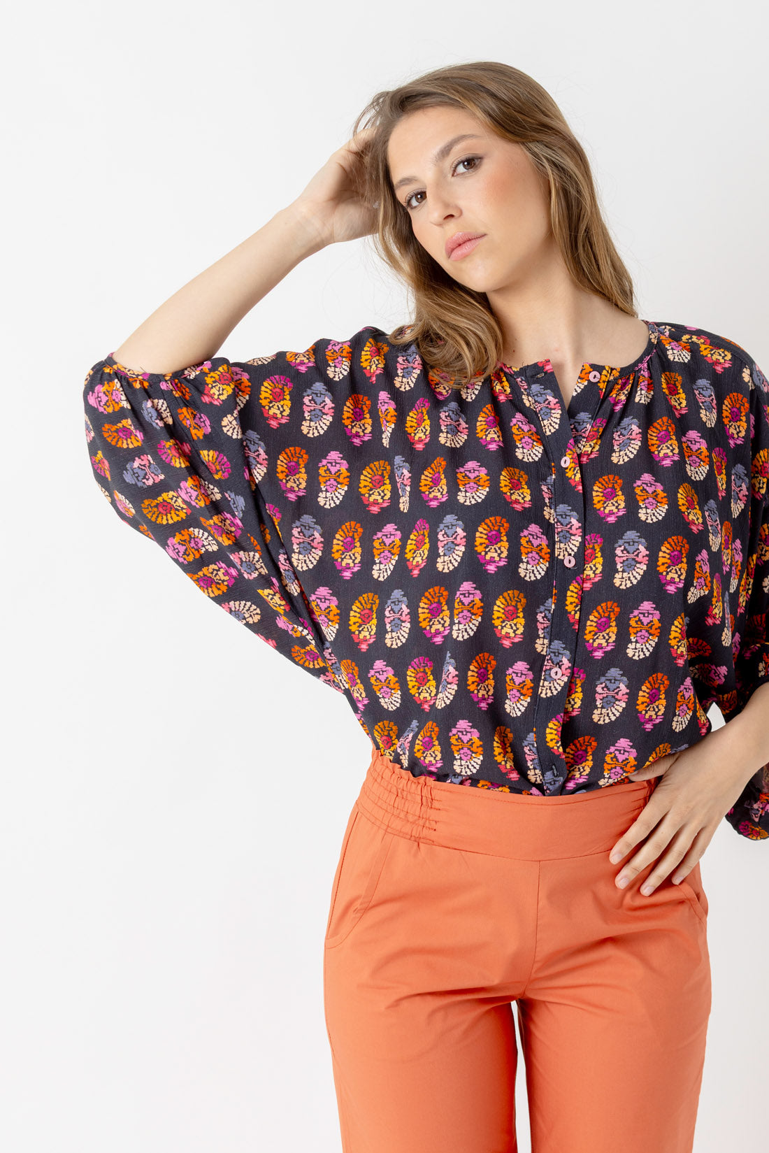 CAMISA PARMA ROSETONES