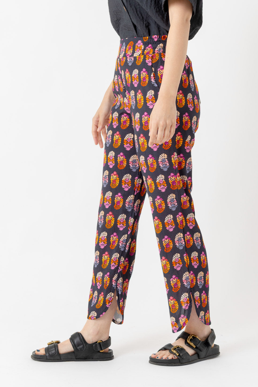 PANTALON NOIR EFFET RIDE