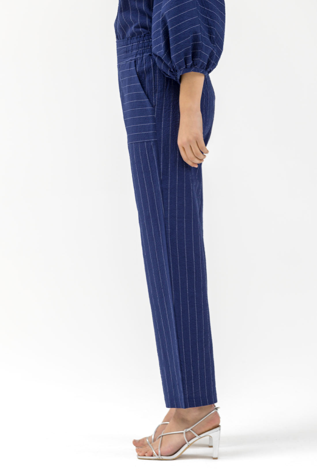 PANTALON EN VELOURS CÔTELÉ MAUVE