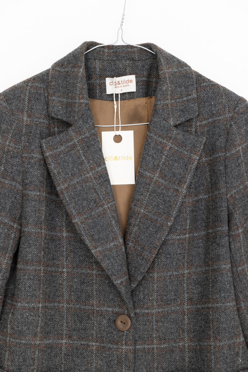 AMERICANA SASTRE GRIS CUADRO MARRON
