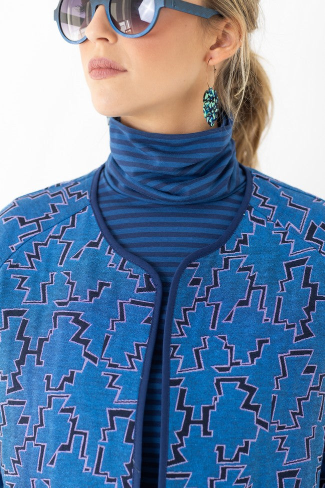 BLUE STRIPED TURN NECK TOP