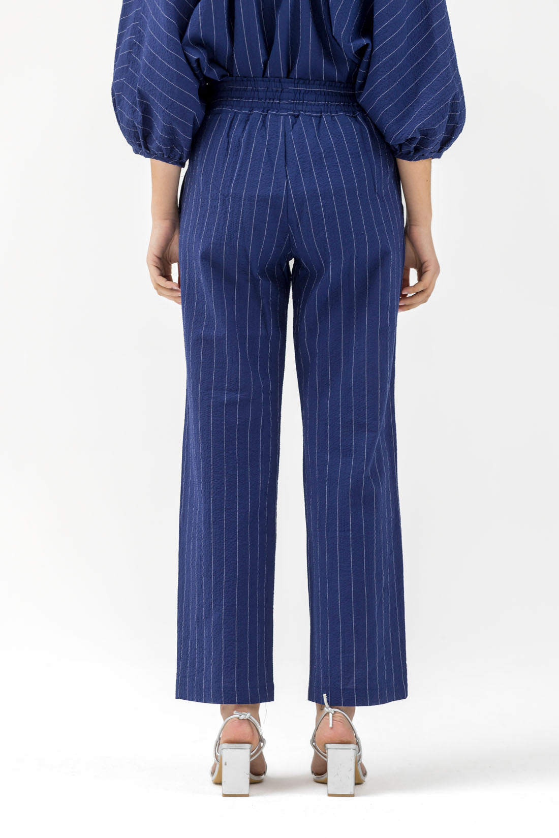 PANTALON EN VELOURS CÔTELÉ MAUVE